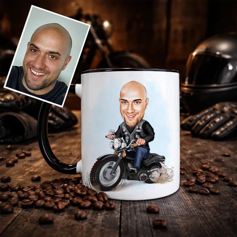 Hrnček s karikatúrou muža na motorke