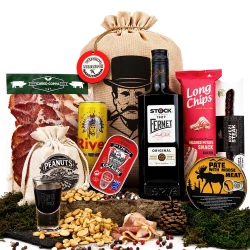 Darčekové balenie fernetu v darčekovom koši s vysačkou vrece