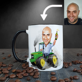 Hrnček s karikatúrou traktoristy